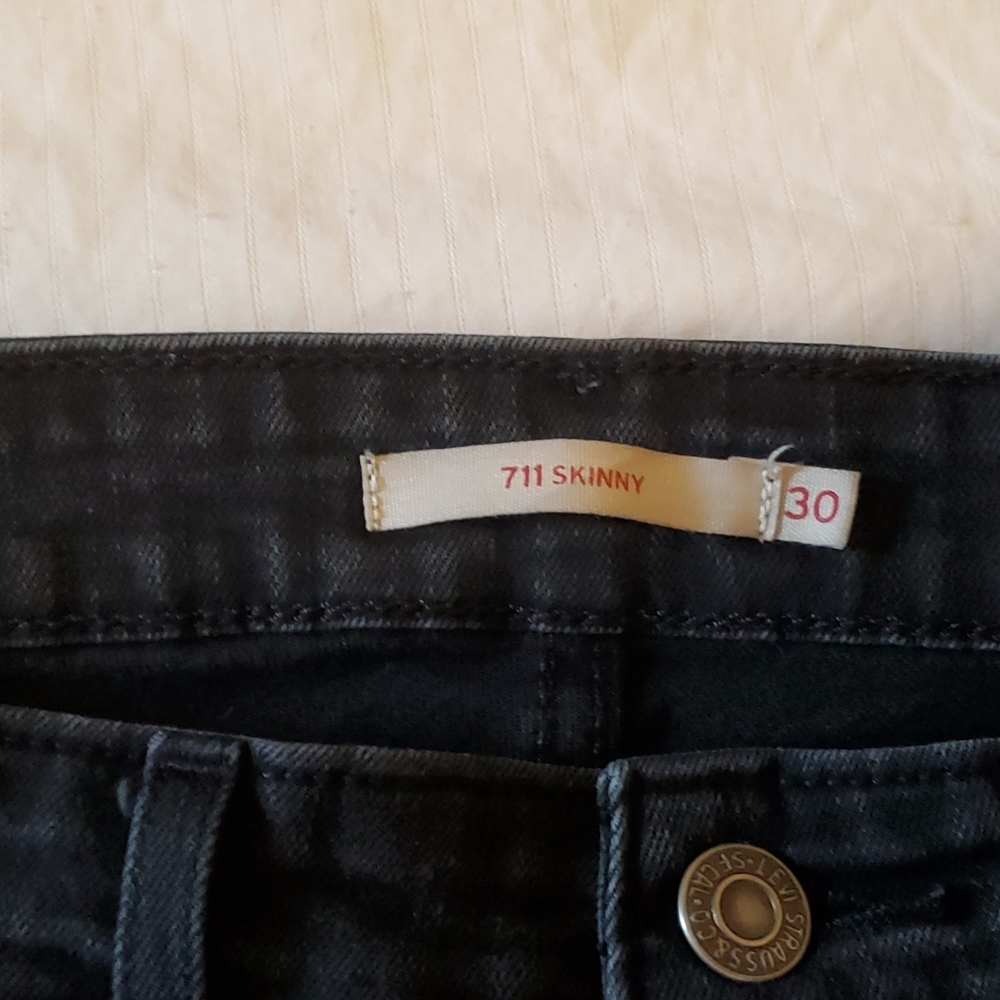 LEVIS womens jeans
